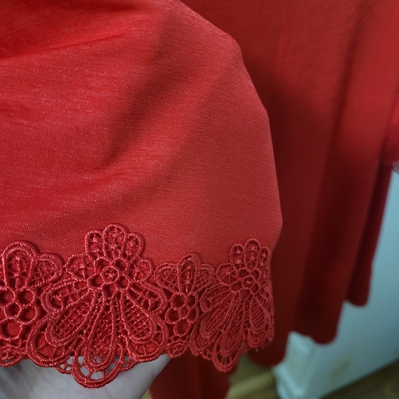 Top - Picture 4 of 5